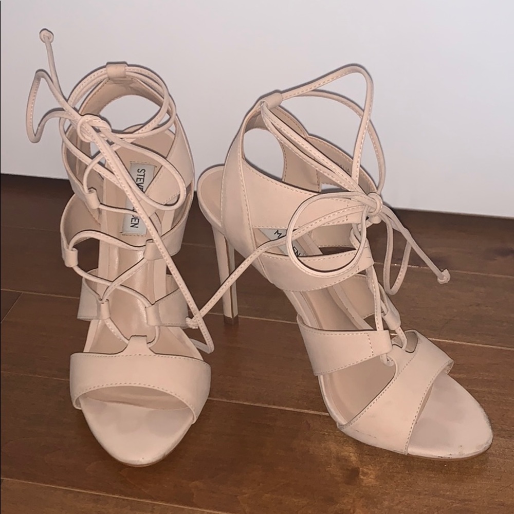 Steve Madden Sandalia Heel